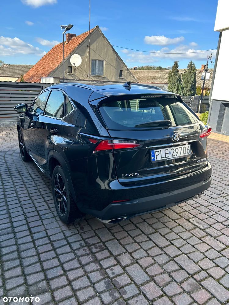 Lexus NX 200t Comfort AWD - 4