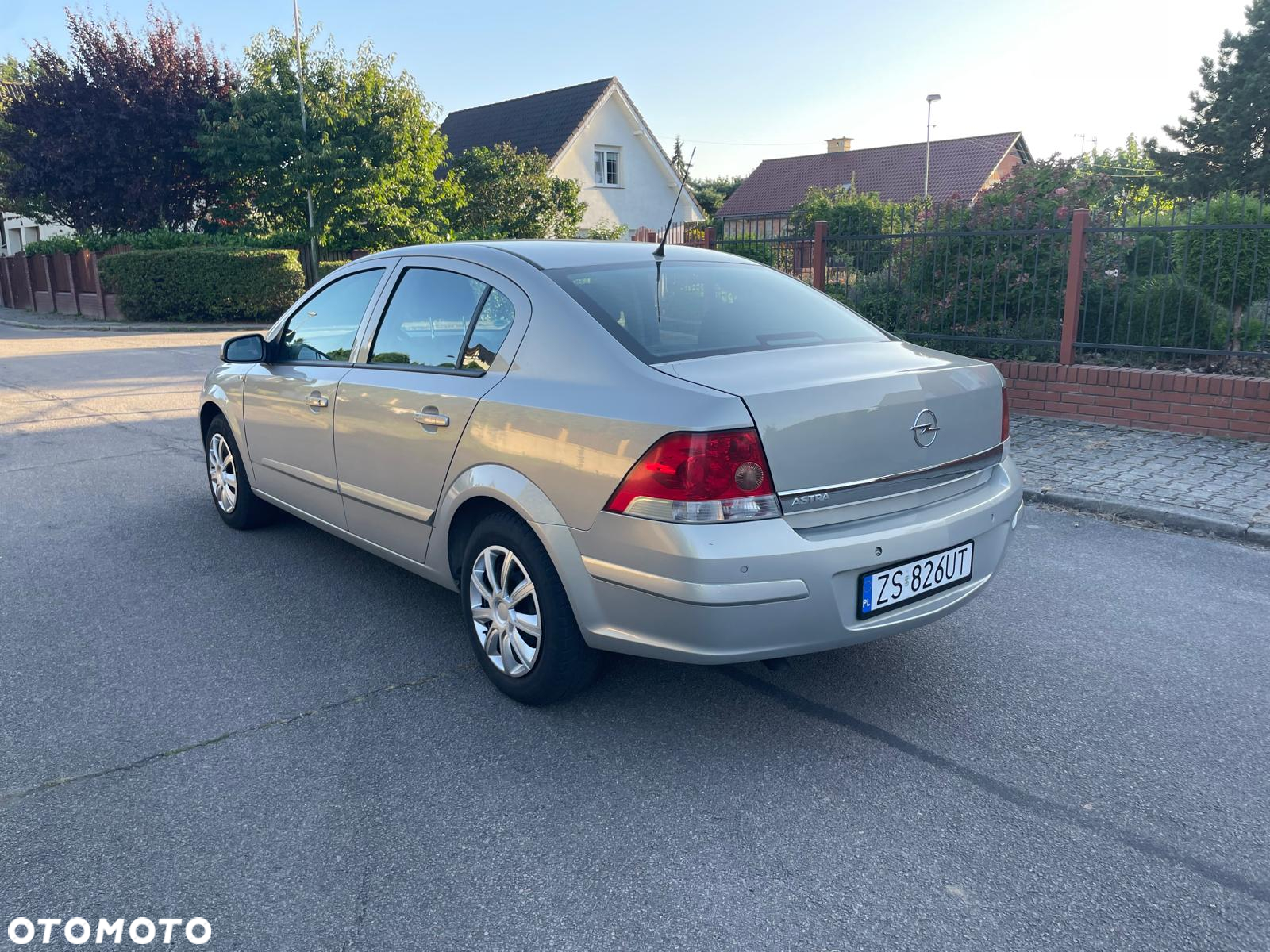 Opel Astra III 1.6 Enjoy EU5 - 3