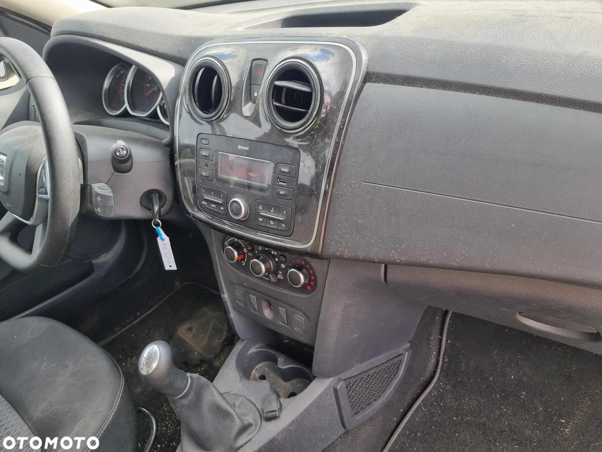 Dacia Logan MCV SCe 75 Laureate - 8