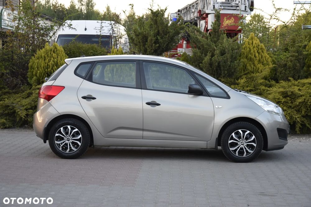 Kia Venga - 9