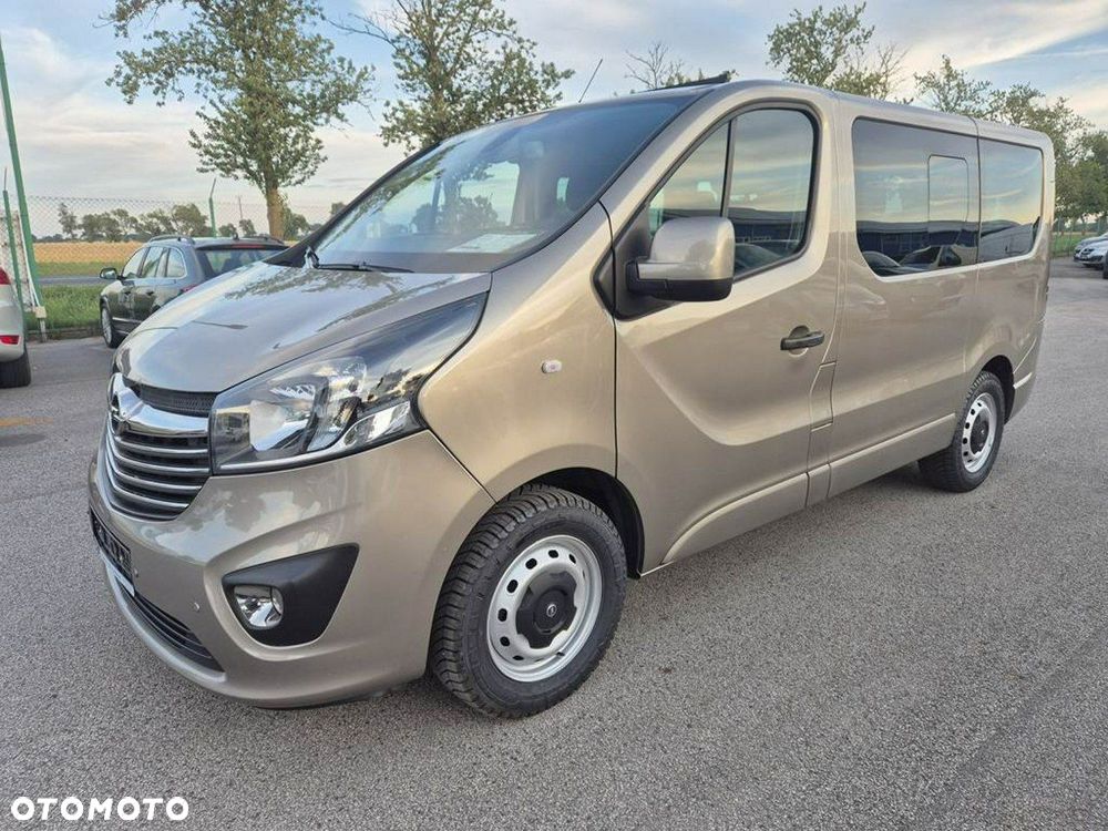 Opel Vivaro - 26