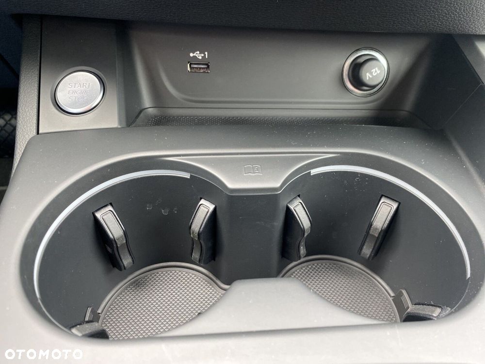 Audi A4 Limousine 35 TFSI mHEV S Line S tronic - 26