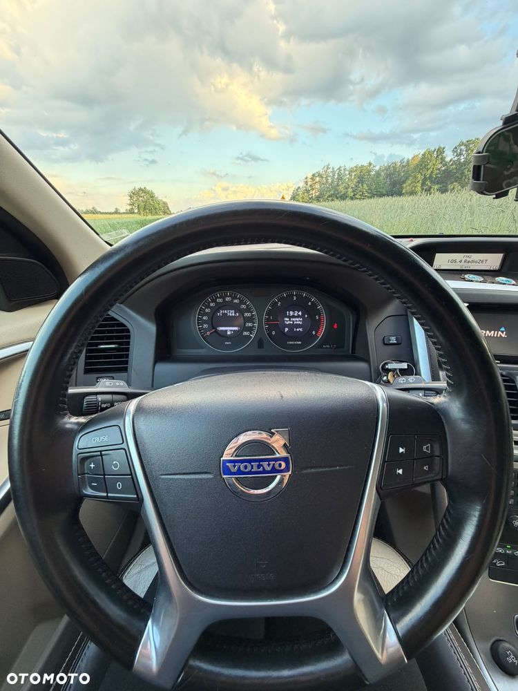 Volvo XC 60 2.4D AWD - 14