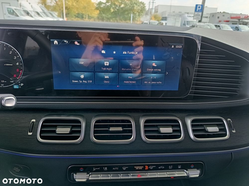 Mercedes-Benz GLE - 23