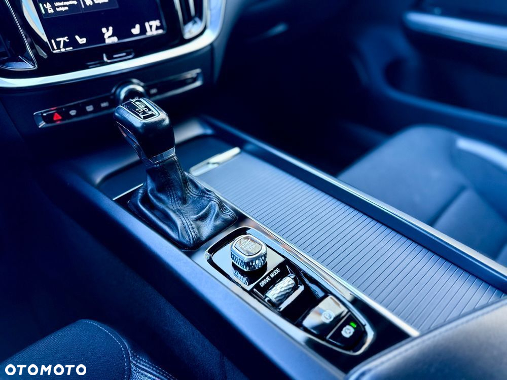 Volvo V60 D3 SCR Momentum - 7