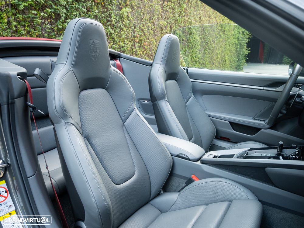 Porsche 911 (992) Carrera S PDK - 27