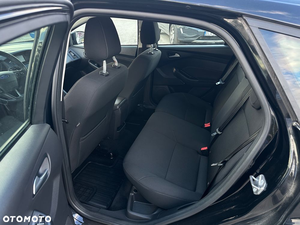 Ford Focus 1.0 EcoBoost Edition - 27