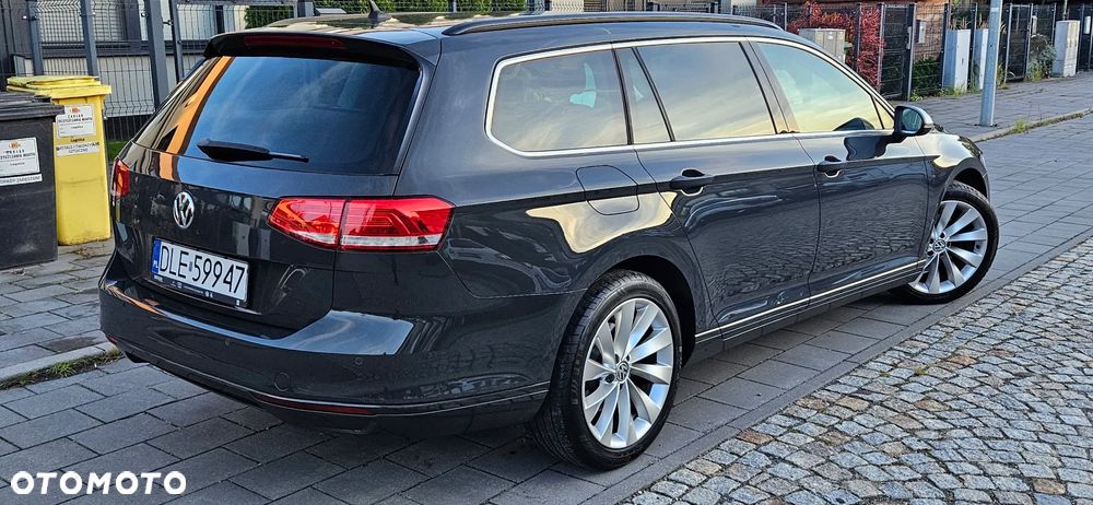 Volkswagen Passat Variant 2.0 TDI SCR BlueMotion Comfortline - 32