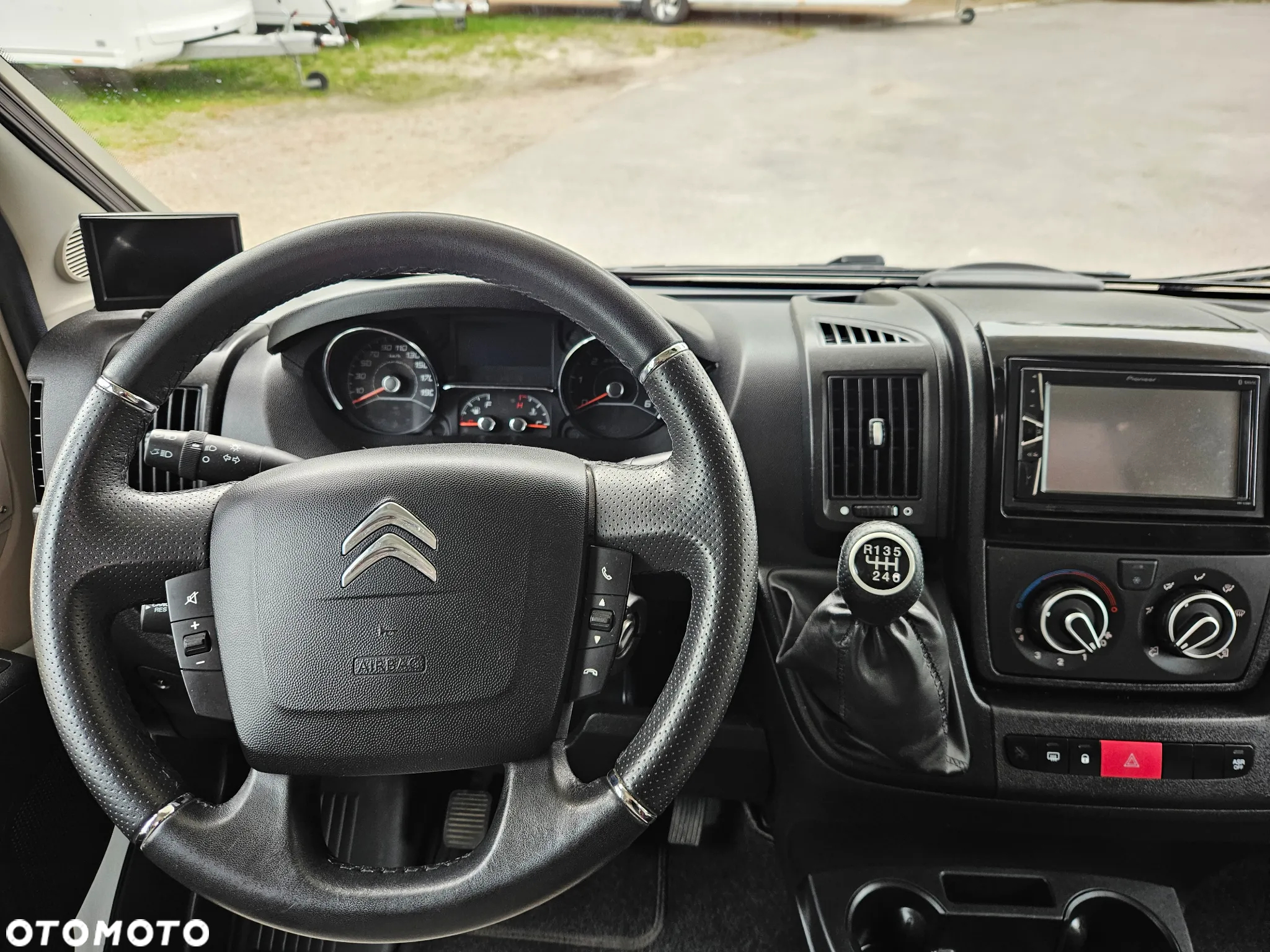 Adria Coral XL 600DP - 8