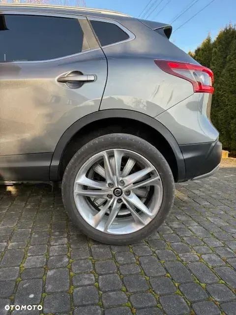 Nissan Qashqai 1.3 DIG-T N-CONNECTA - 14
