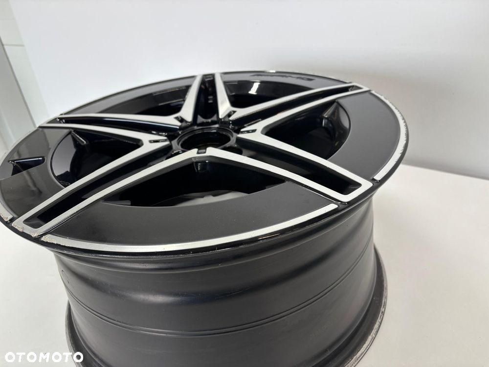 Mercedes Felga 9J 18” ET58 2064016600 - 11