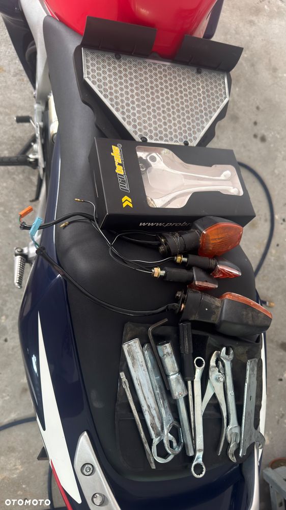 Honda CBR - 12
