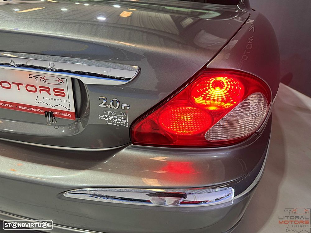 Jaguar X-Type 2.0 Executive - 11