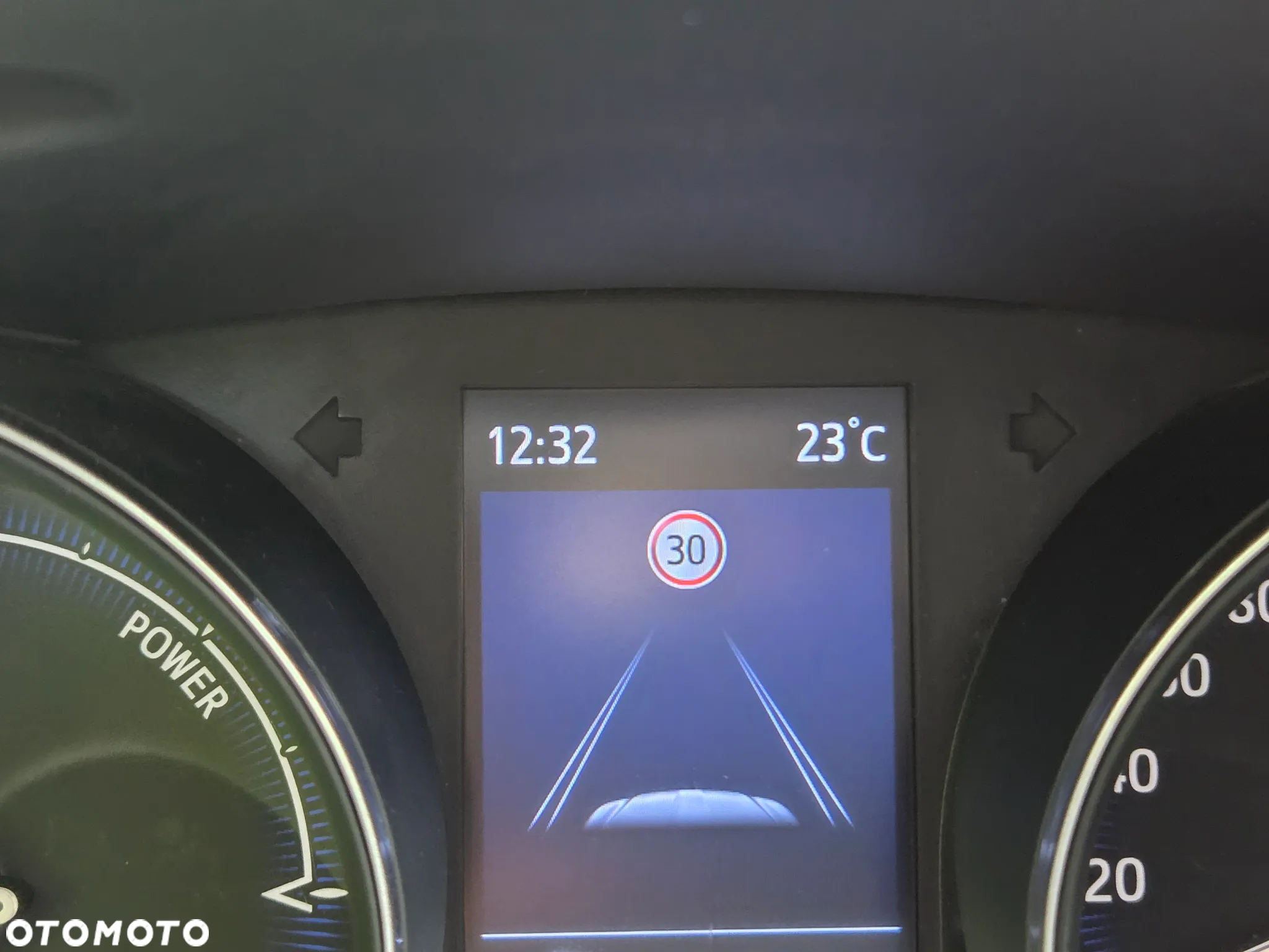 Toyota C-HR 1.8 Hybrid Business - 32