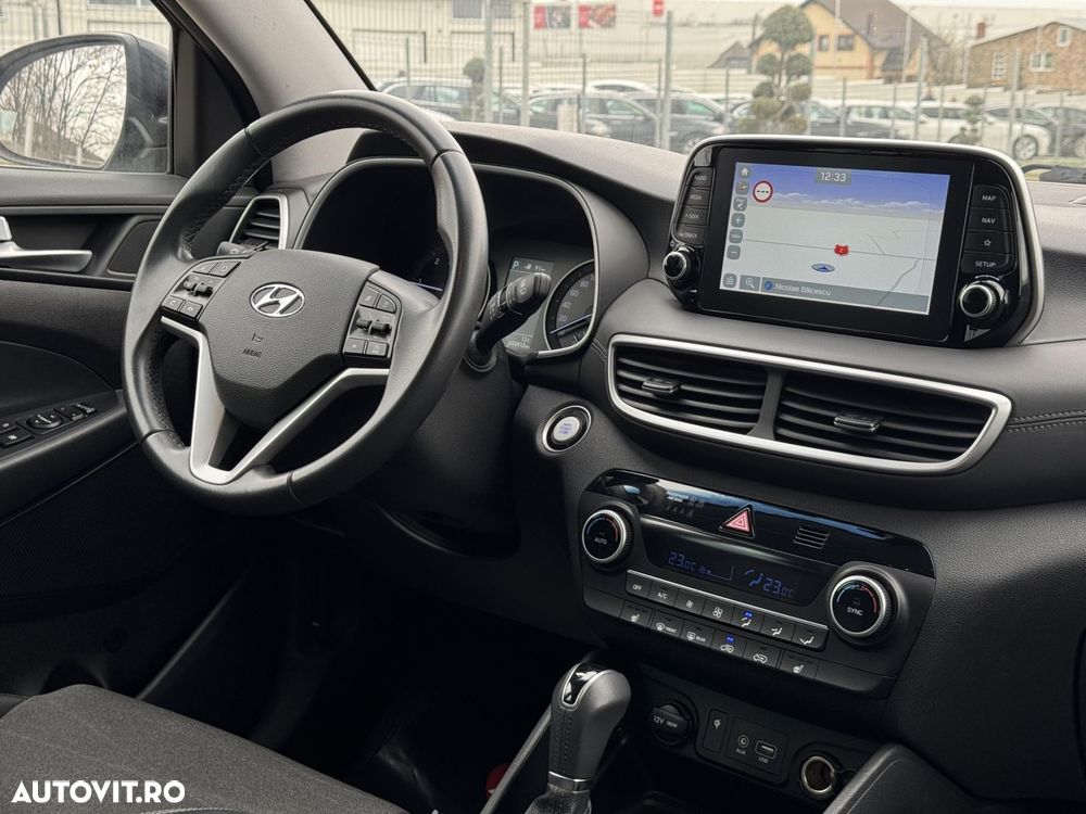 Hyundai Tucson - 8
