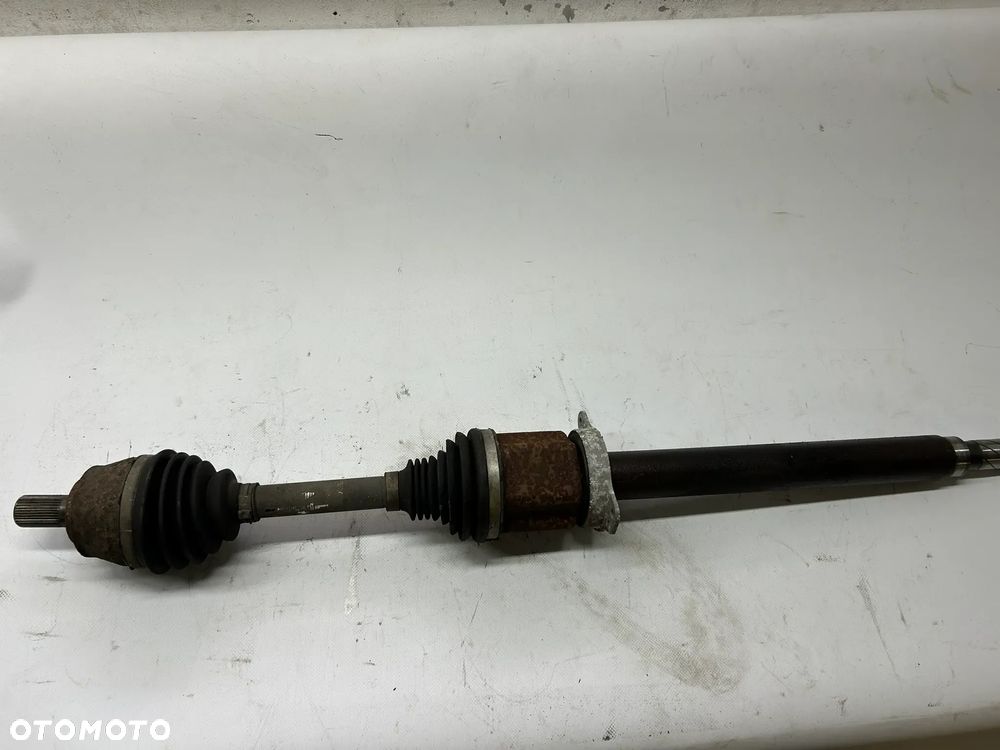 Volvo V-40 II 2012- przegub półóś prawa długa 2.0 t T2 półośka 31325962