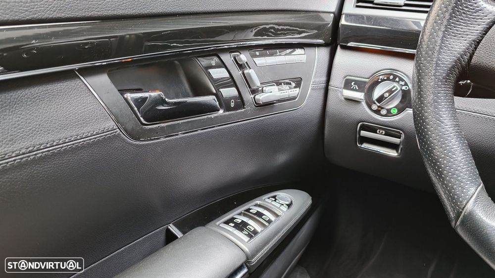 Mercedes-Benz S 63 AMG 7G-TRONIC - 31