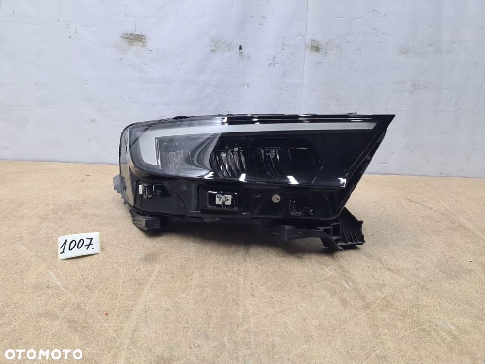 LAMPA PRAWA PRZÓD OPEL MOKKA B II FULL LED PO 2020 - 1