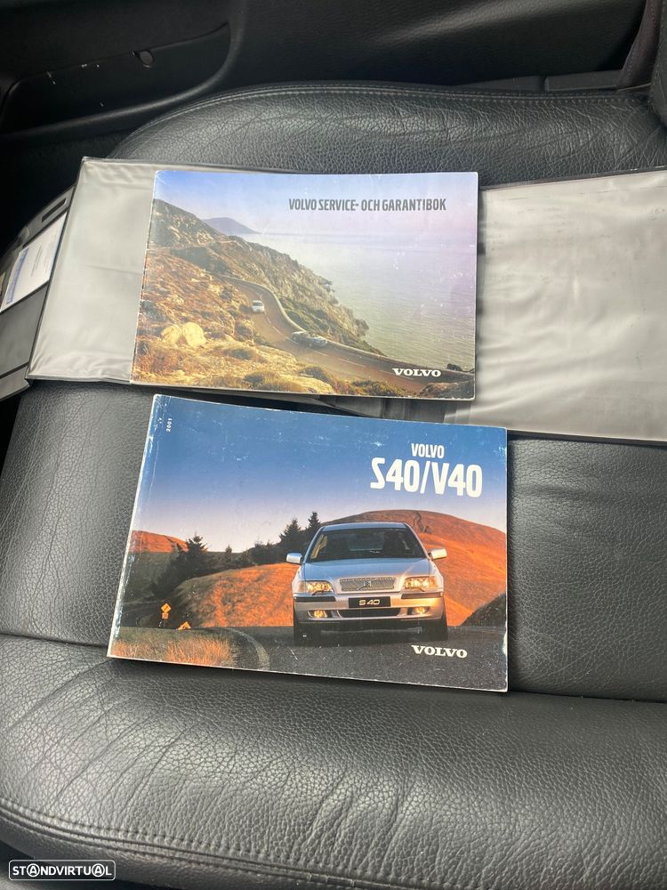 Volvo V40 Cross Country - 11