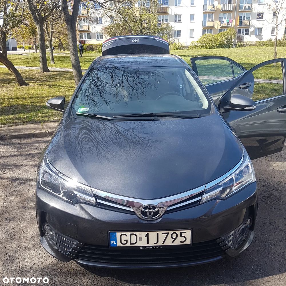 Toyota Corolla 1.6 Classic Plus - 19