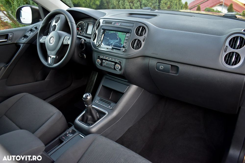 Volkswagen Tiguan 2.0 TSI 4Motion Life - 24