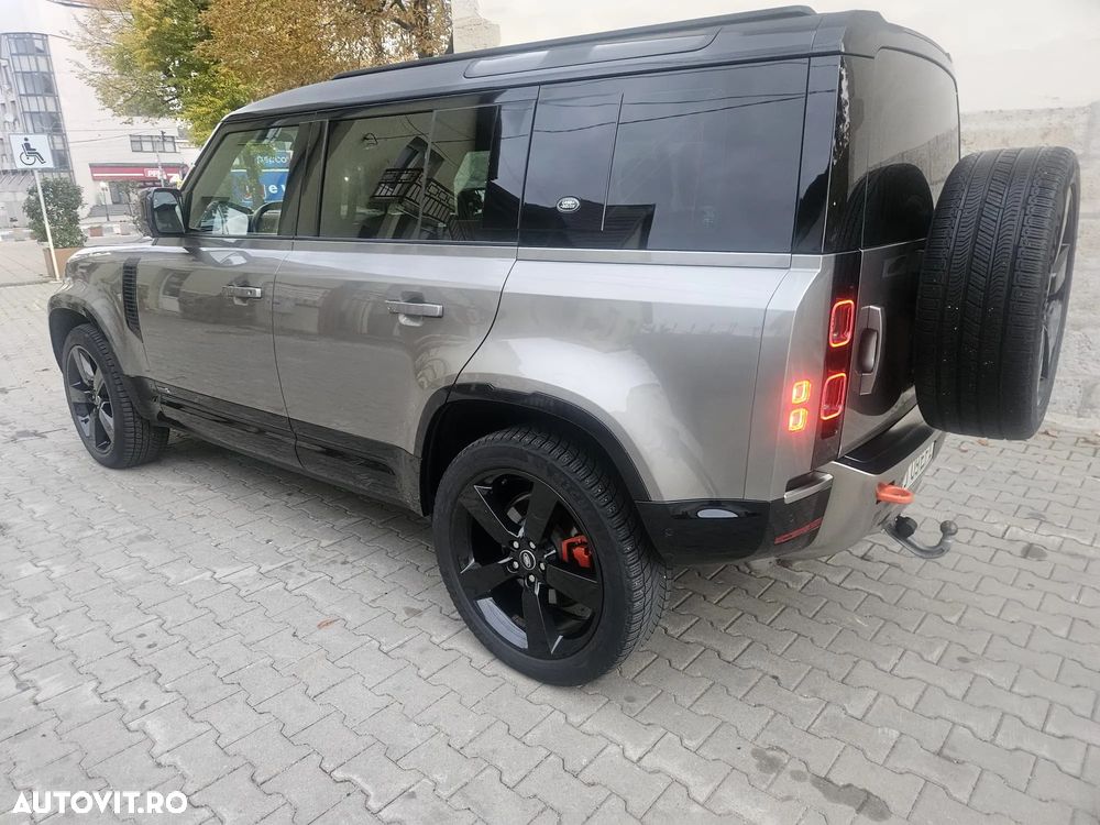Land Rover Defender - 3