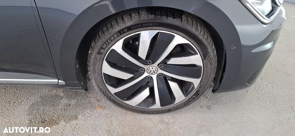 Volkswagen ARTEON 2.0 TDI DSG 4Motion R-Line - 4