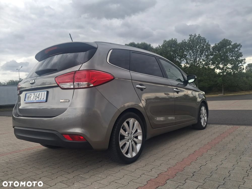 Kia Carens 1.7 CRDi 136 Fifa World Cup Edition - 36