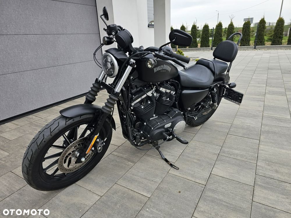 Harley-Davidson Sportster Iron 883 - 6