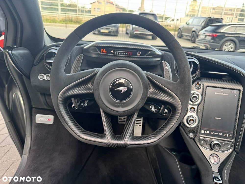 McLaren 720S Spider Performance - 32