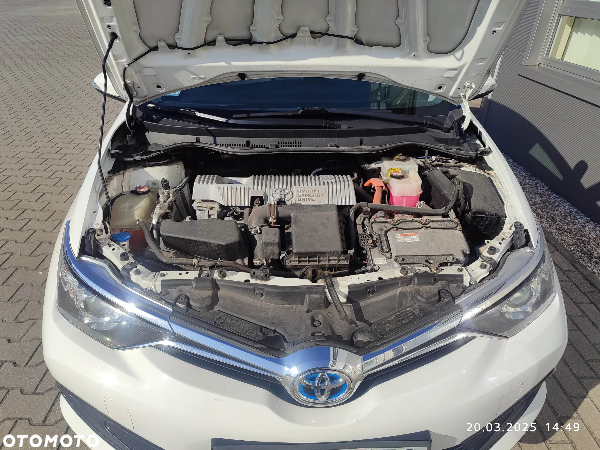Toyota Auris Hybrid 135 Comfort - 5