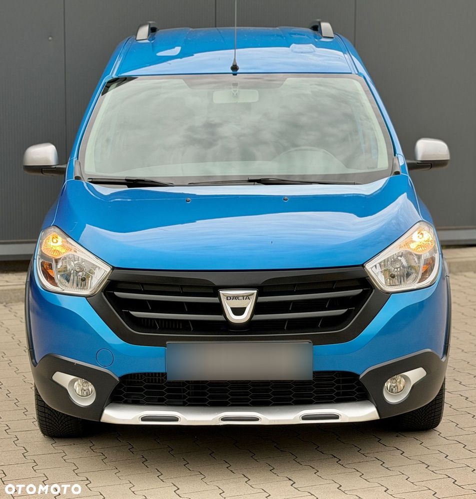 Dacia Dokker TCe 115 Stepway Celebration - 2
