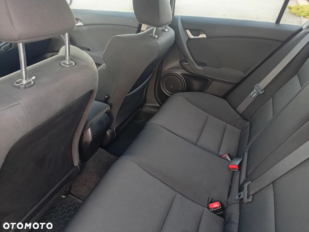 Honda Accord 2.0 Elegance 50 Jahre Edition - 14