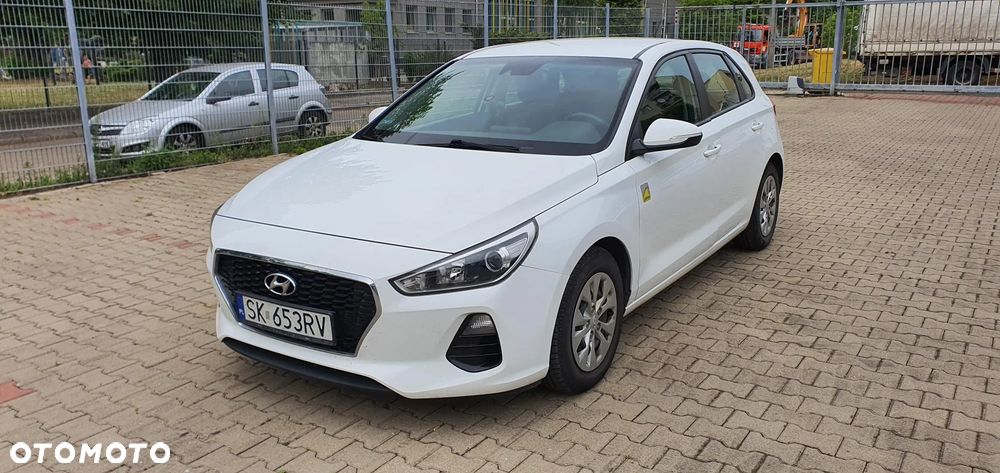 Hyundai i30 1.6 CRDi Classic + - 1