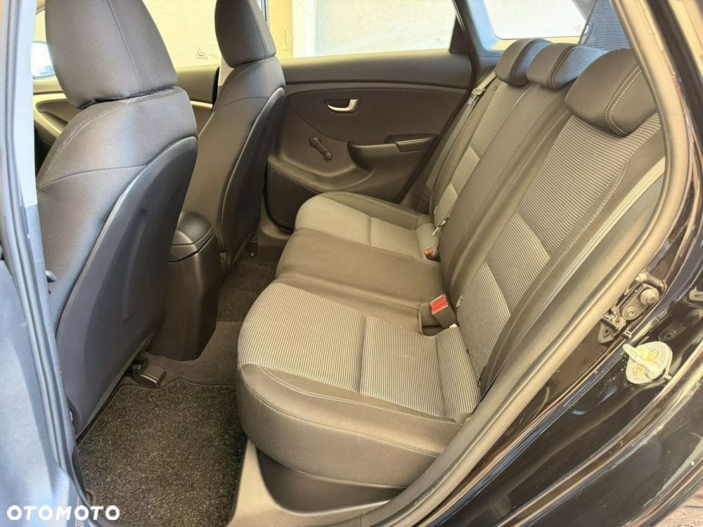 Hyundai i30 1.4 Fifa World Cup Edition - 12