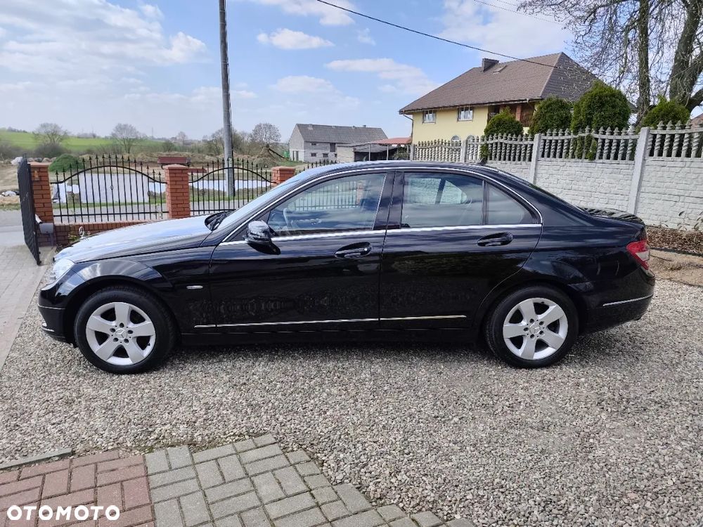 Mercedes-Benz Klasa C 180 Kompressor BlueEFFICIENCY Elegance - 3