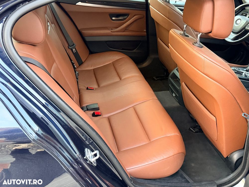 BMW Seria 5 520d Aut. - 15