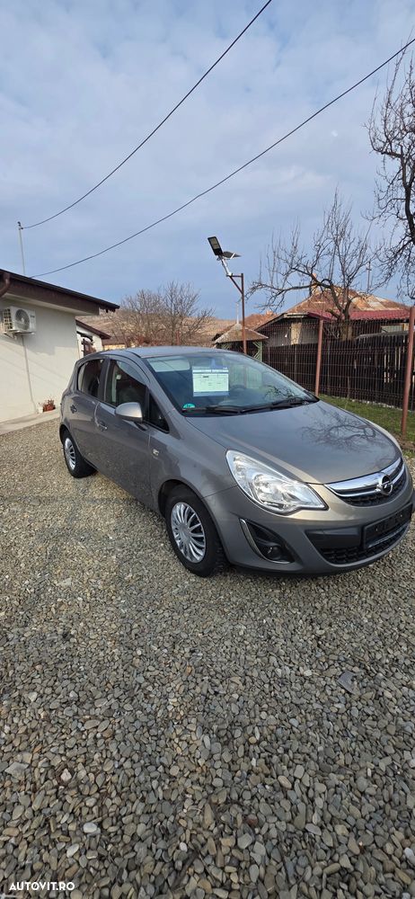 Opel Corsa 1.4 16V Satellite - 24