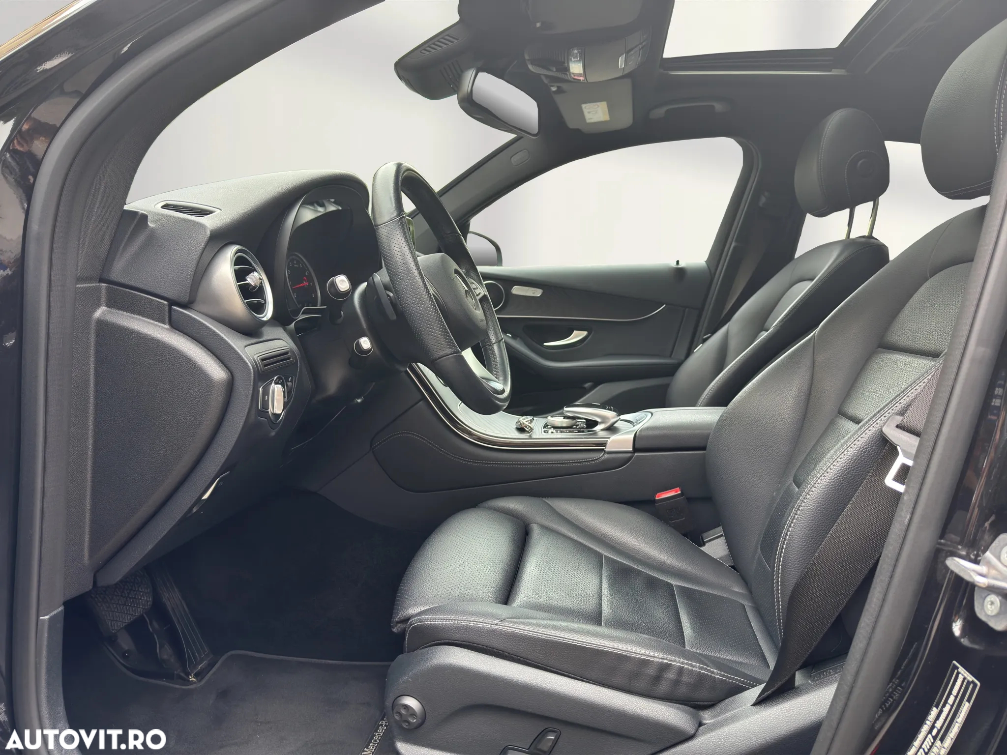Mercedes-Benz GLC Coupe 250 4Matic 9G-TRONIC - 11
