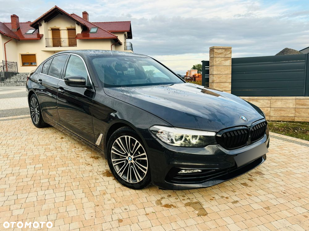 BMW Seria 5 530i xDrive Sport Line sport - 8