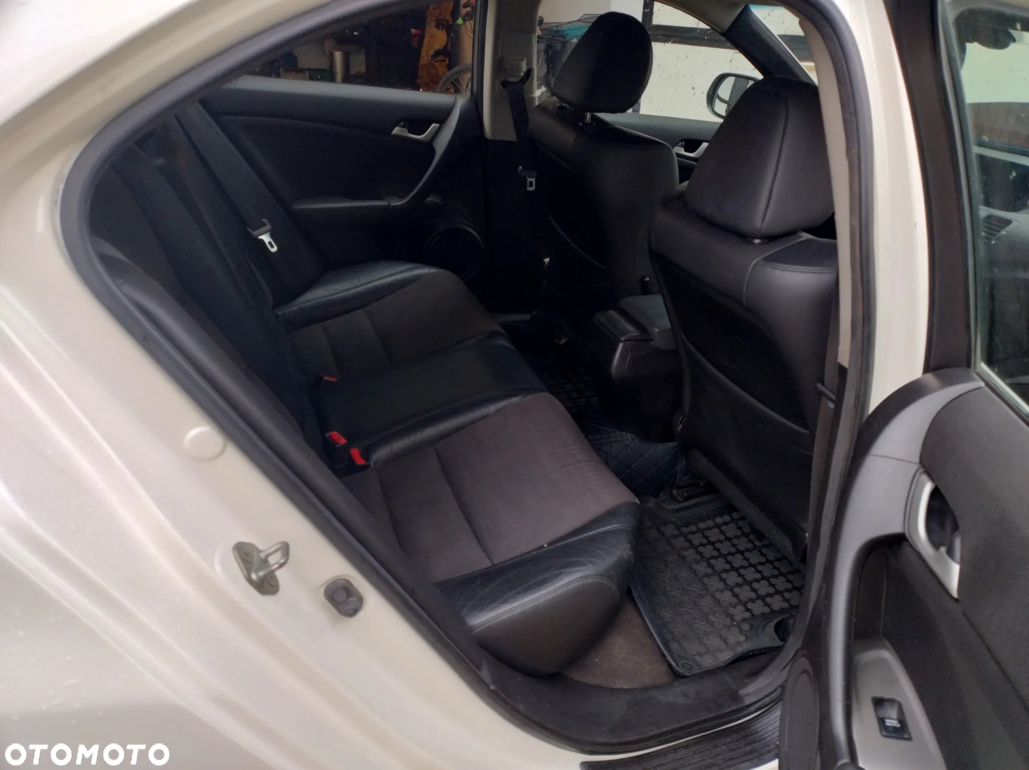 Honda Accord 2.0 Elegance - 13