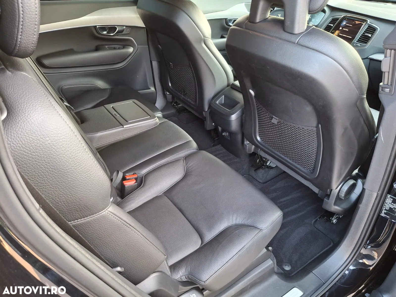 Volvo XC 90 B5 MHEV AWD 7 locuri Momentum - 12