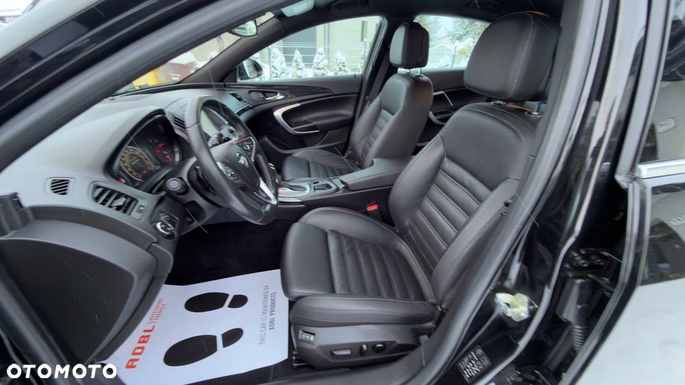 Opel Insignia 2.0 T Cosmo - 16