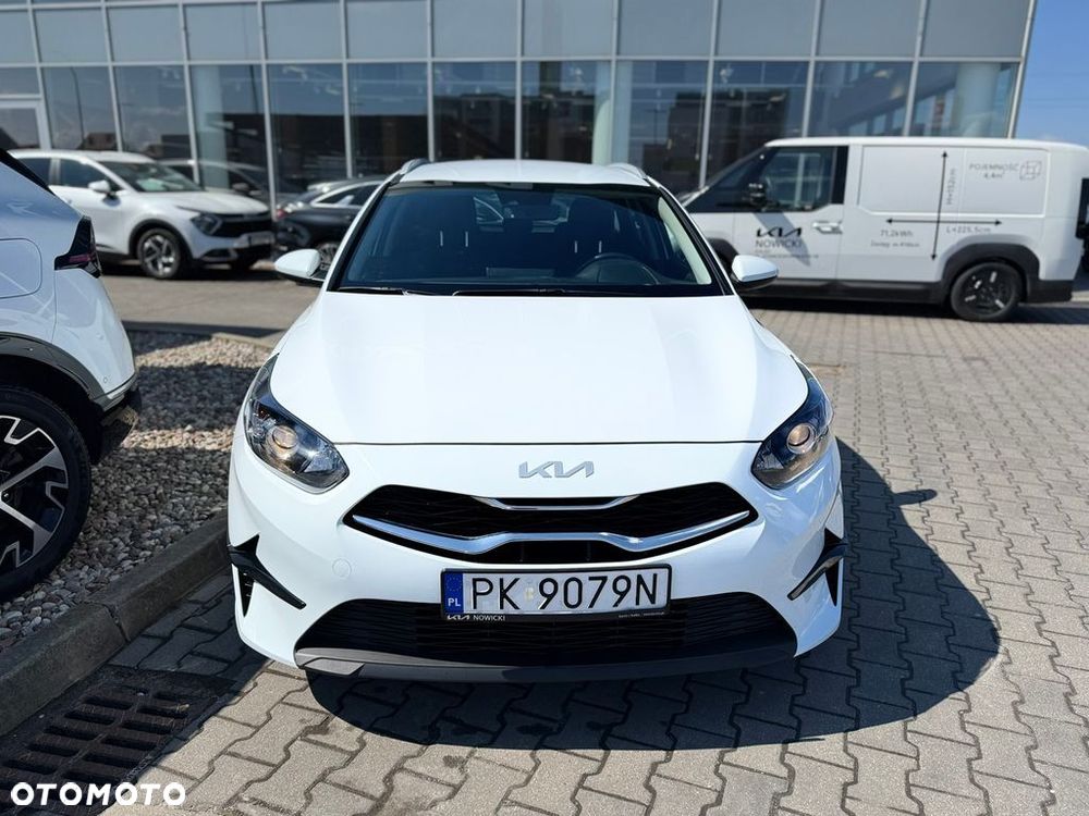 Kia Ceed 1.5 T-GDI M - 8