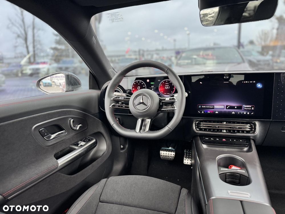 Mercedes-Benz CLA 200 mHEV 4-Matic 8G-DCT - 14