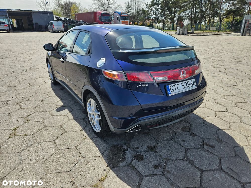 Honda Civic 1.8i-VTEC Sport - 4