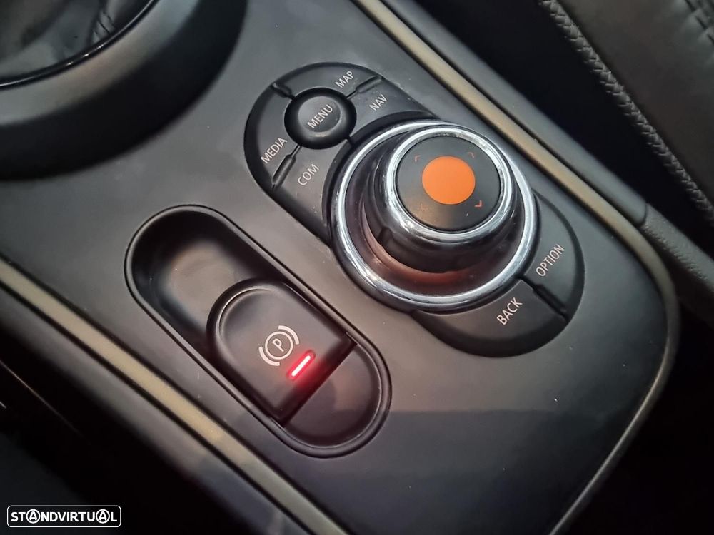 MINI Countryman Cooper SE ALL4 Auto - 42