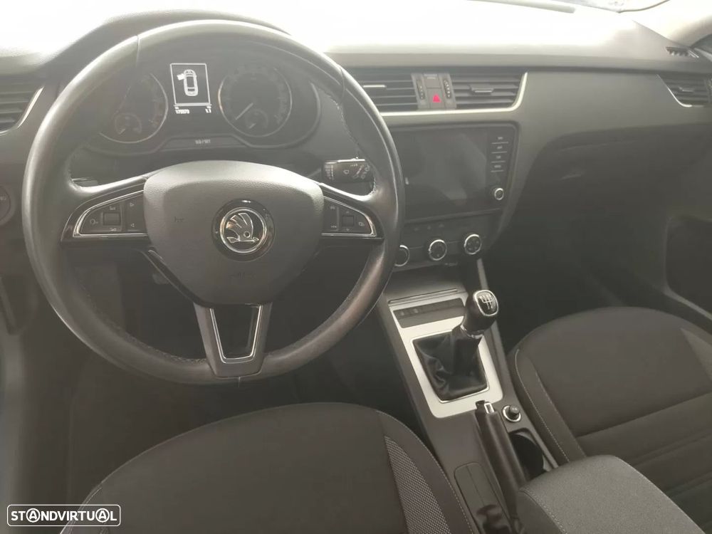 Skoda Octavia Break 1.6 TDI Ambition - 9