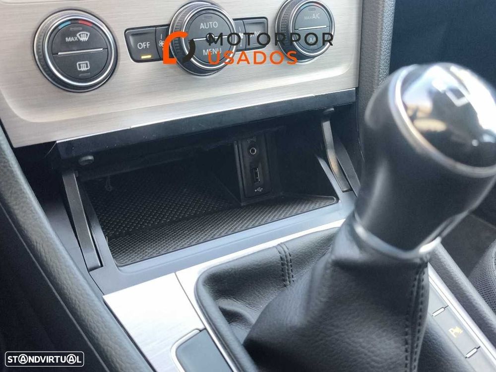 VW Golf Variant 1.6 TDi GPS Edition - 27