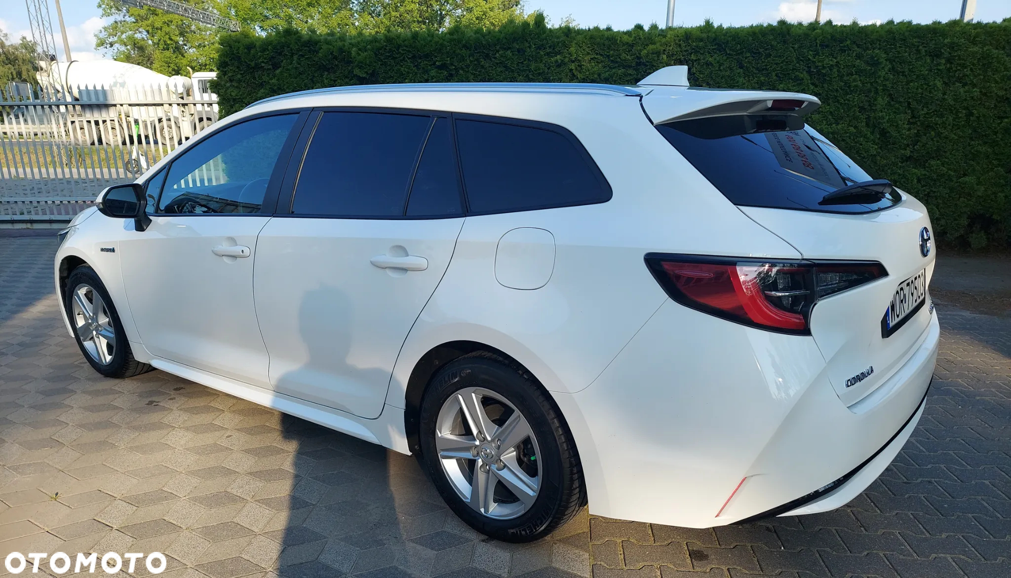 Toyota Corolla 1.8 Hybrid Touring Sports Comfort - 4